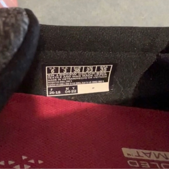 Skechers GOwalk 5 lightweight, responsive walking slip ons. Machine washable. - Picture 6 of 6